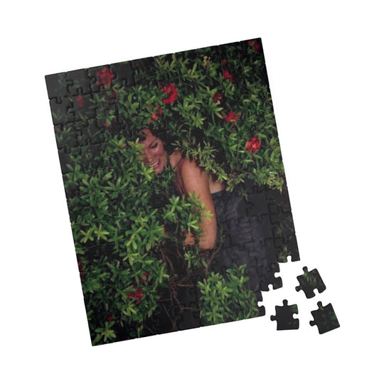 Jigsaw Puzzle, Luann De Lesseps Falling in Bush, Real Housewives Novelty Gift, 520-Piece, 110-Piece, 252-Piece, Mexico Bush Countess Luann